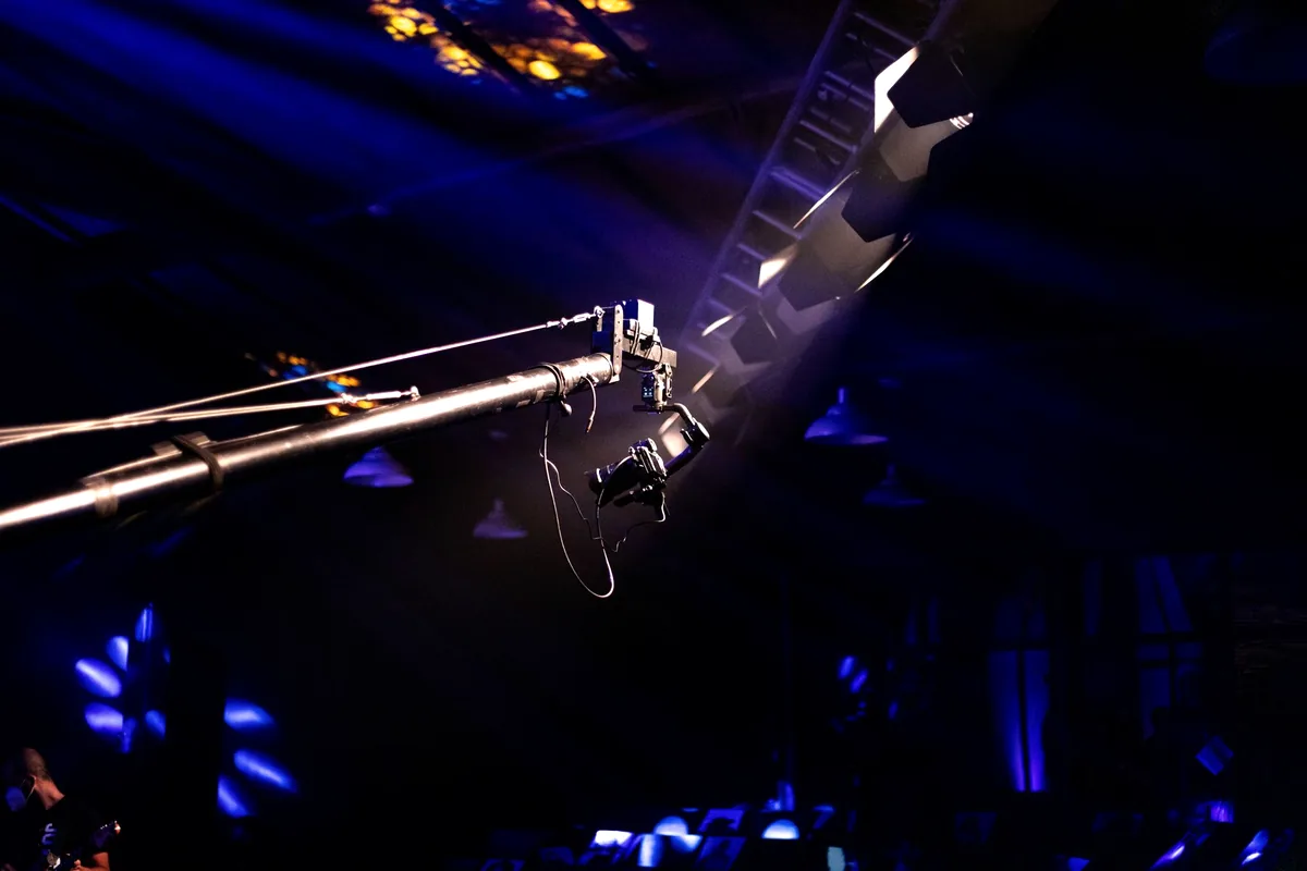 Lampu panggung bergantung pada rangka truss, kategori sewa lighting